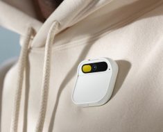 Humane’s Ai Pin is a 0 Smartphone Alternative You Wear All Day