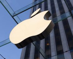 Apple (AAPL) to License News Archives for its Generative AI