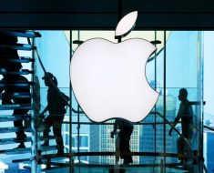 Apple in M deal talks with publishers to train generative AI: report (NASDAQ:AAPL)
