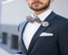 How to Match a Bow Tie in Summer