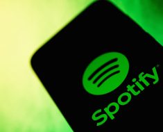 Spotify Wrapped Now Includes an AI-Generated Podcast Analyzing Your Listening Habits